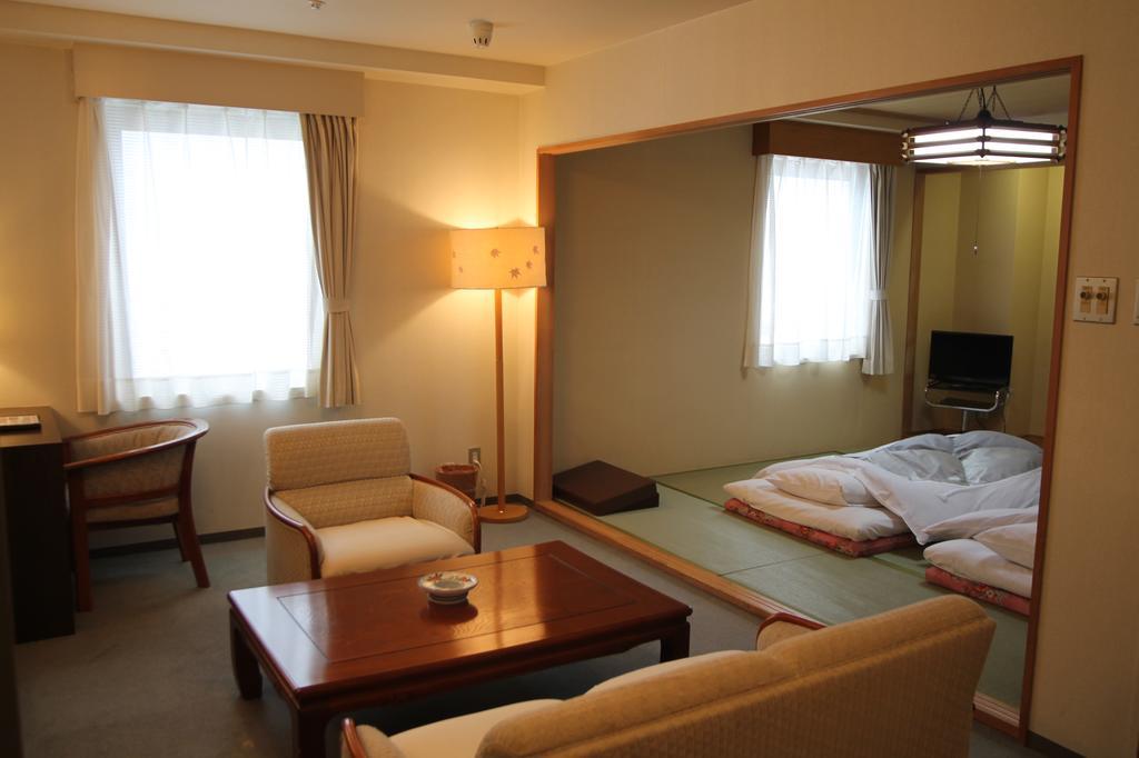 Shizunai Eclipse Hotel Shinhidaka Exterior photo
